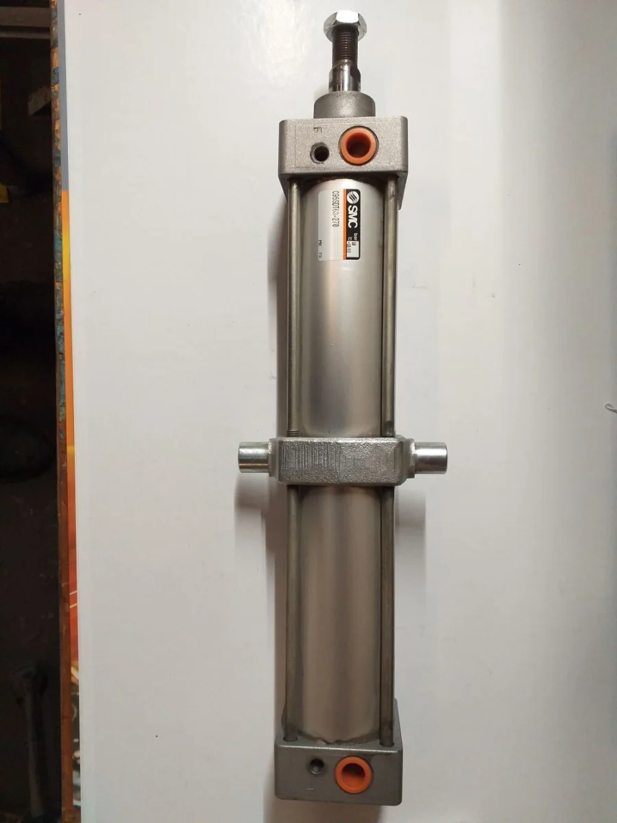Vérin pneumatique double effet à tourillons C95SDT63-270 - Éclairage de qualité avec frais de port offerts Tourillon réglable - sopra-pneumatic.com