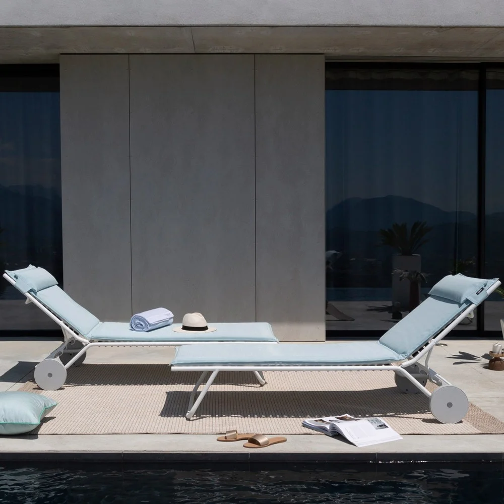 Bain Coloris de soleil Bayanne LAFUMA MOBILIER – 4 coloris - Vins Rouges Harmonieux pour Chaque Occasion
