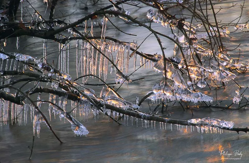 Stalactites éphémères Vallée Loire ​Drones Professionnels Grand Public Boutique Française