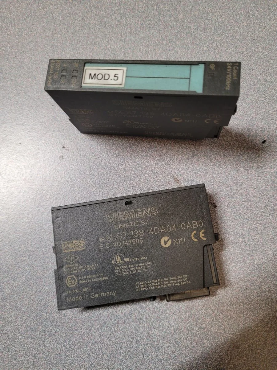 Module 6ES7 138-4DA04-0AB0 - Éclairage de qualité avec frais de port offerts - {'count': 4, 'name': 'at'}