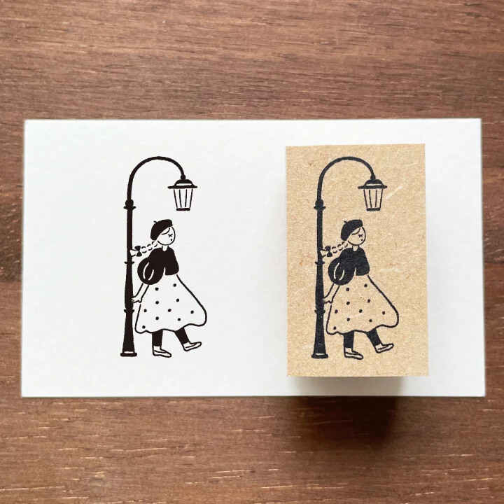 Tampon Japonais Lampadaire - Organisation de la maison avec des solutions de rangement 3 étapes pour garder sa maison organisée sur le long terme - LOrganisée