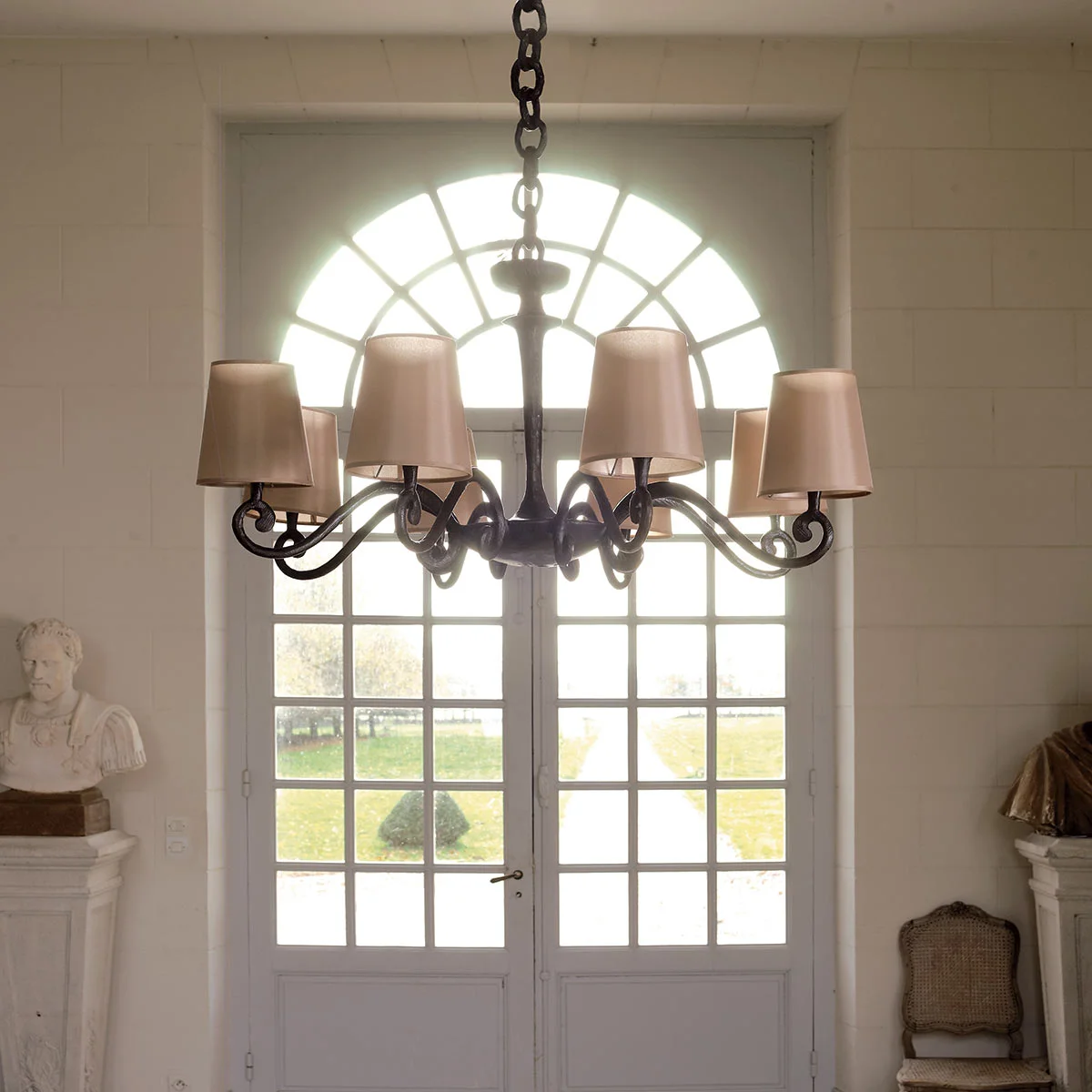 Lustre Amboise - Organisation de la maison avec des solutions de rangement 9 idées rangement et désencombrement pour se sentir bien à la maison |  Leroy Merlin