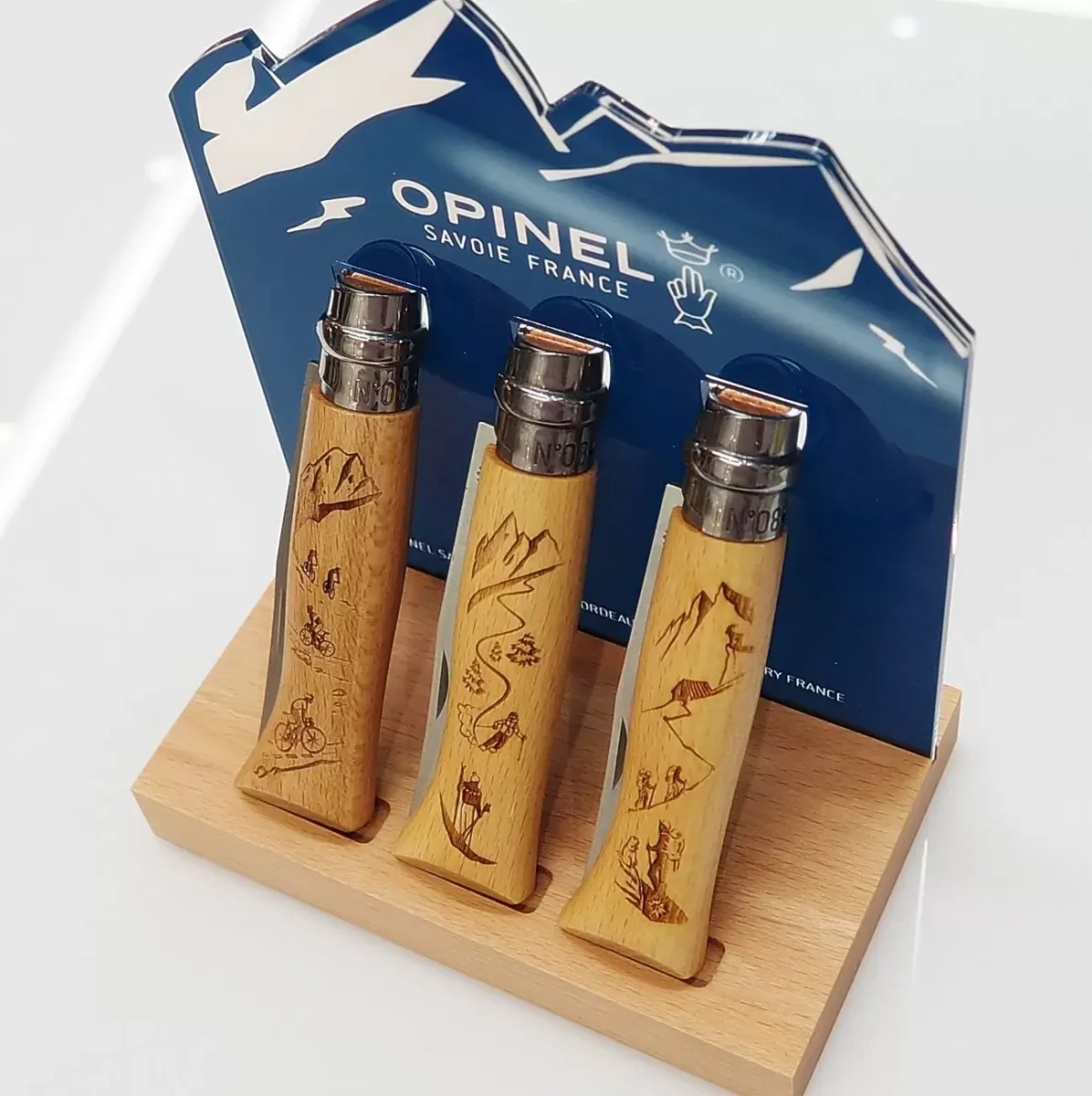 Opinel N°08 Gravure rando, vélo, ski. - Organisation de Marcin la maison avec des solutions de rangement