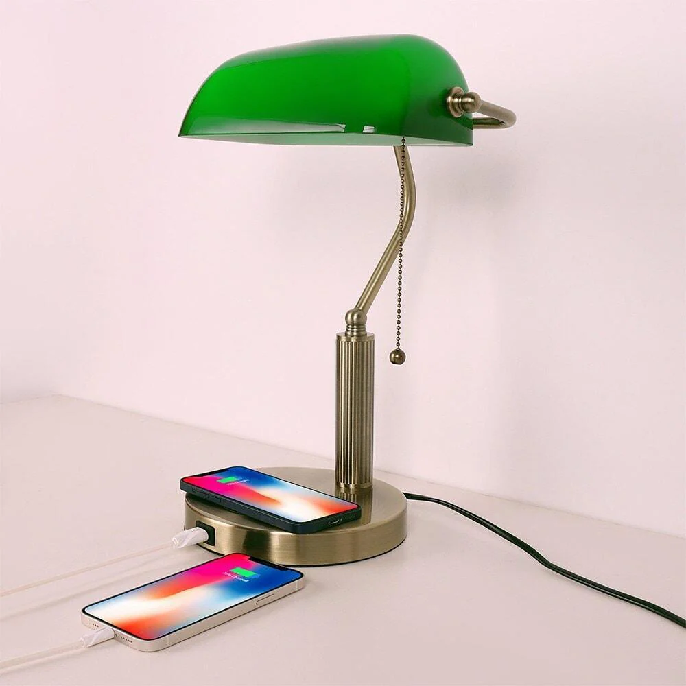Lampe de Chevet Induction | Présidentielle - E-shop mondial – Produits durables, modernes et accessibles partout Lampe à poser avec chargeur téléphone par induction