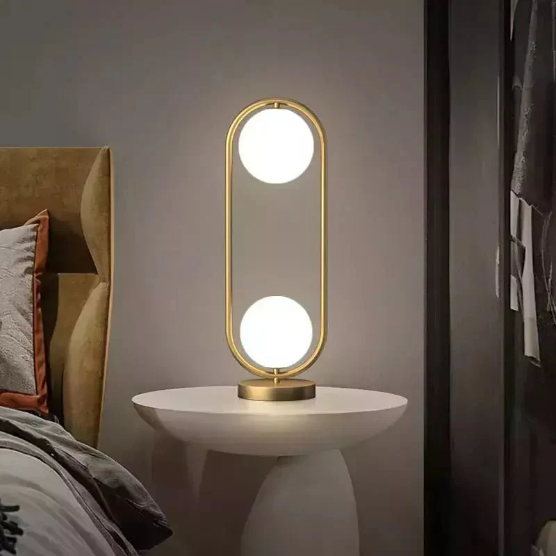 Lampe de Chevet Minimaliste | Élégance Nocturne - E-shop mondial – Produits durables, modernes et accessibles partout Lampadaire Chevet LEA Élégance • Kit-M
